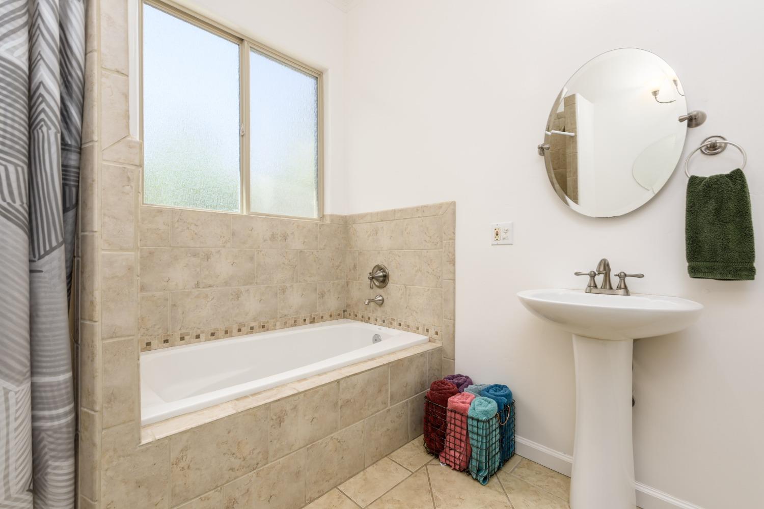 Detail Gallery Image 22 of 41 For 3678 Cambridge Rd, Cameron Park,  CA 95682 - 4 Beds | 2/1 Baths