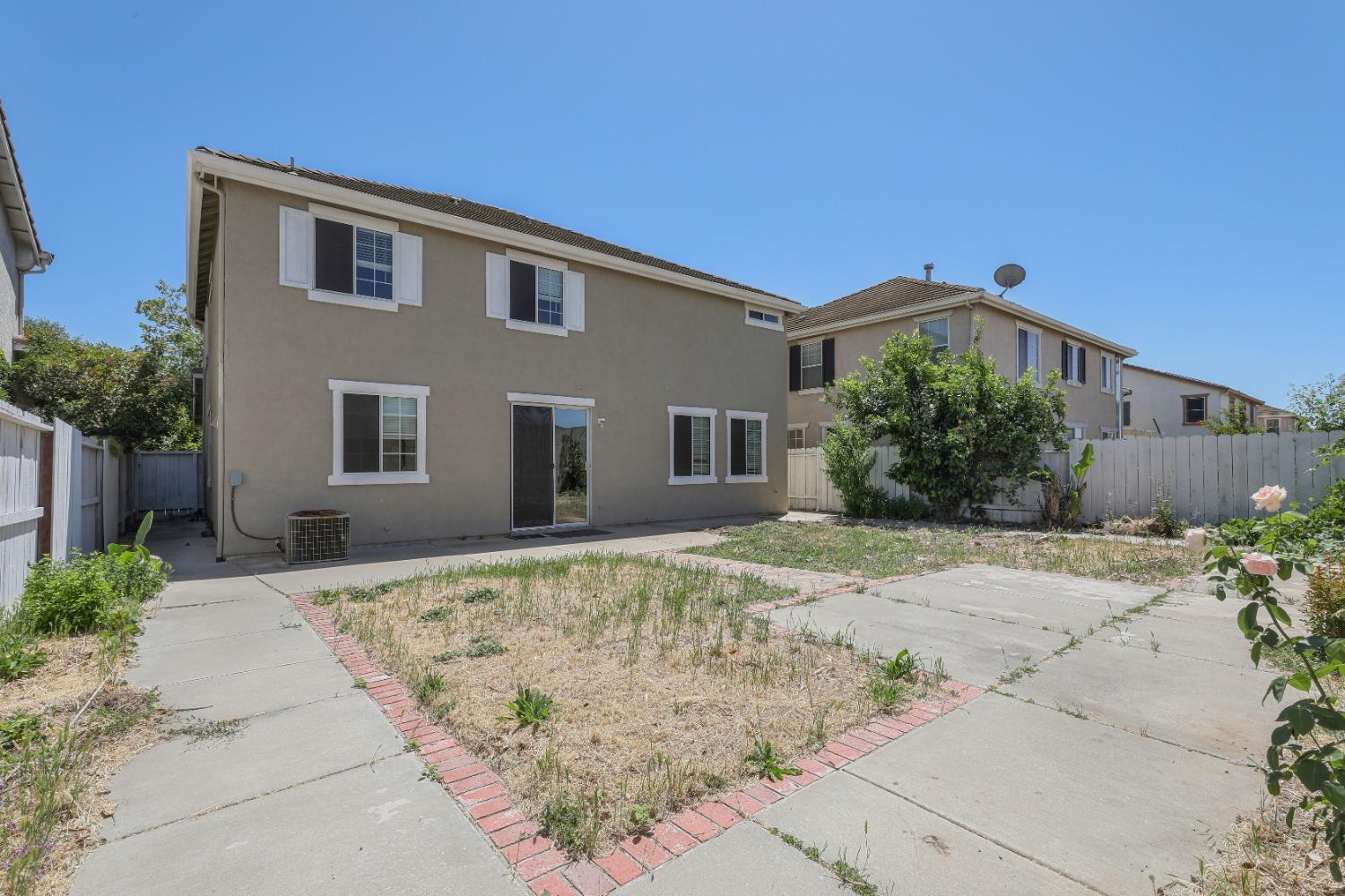 Detail Gallery Image 49 of 50 For 2009 Yarnell Way, Elk Grove,  CA 95758 - 4 Beds | 2/1 Baths