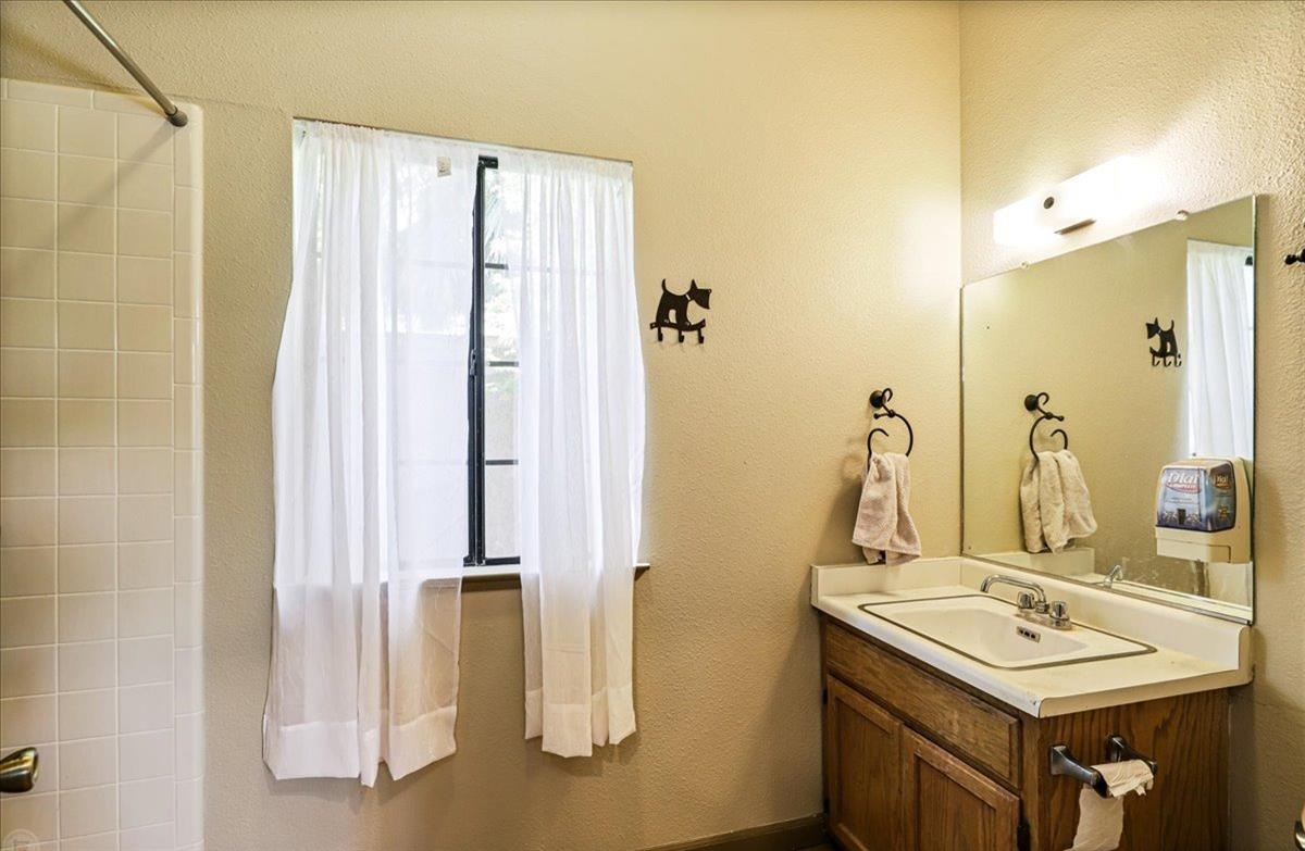 Detail Gallery Image 59 of 84 For 19144 Hidden Lakes Ln, Acampo,  CA 95220 - 4 Beds | 3/2 Baths