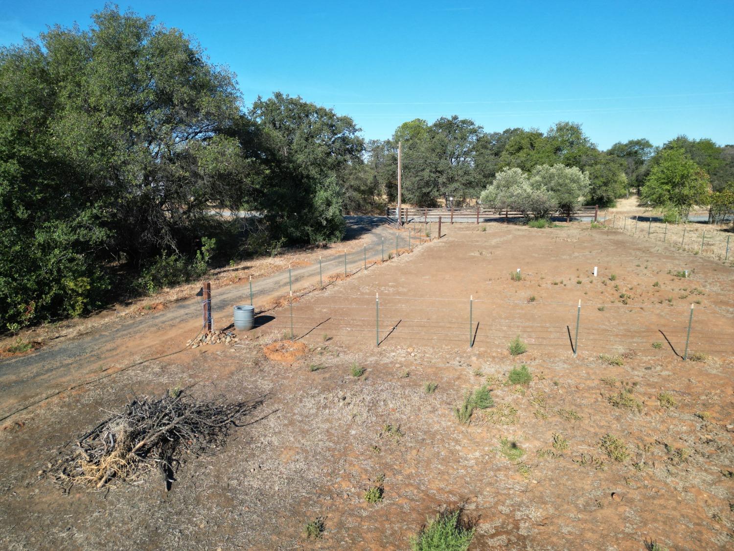 Middlehoff Lane, Oroville, California image 7