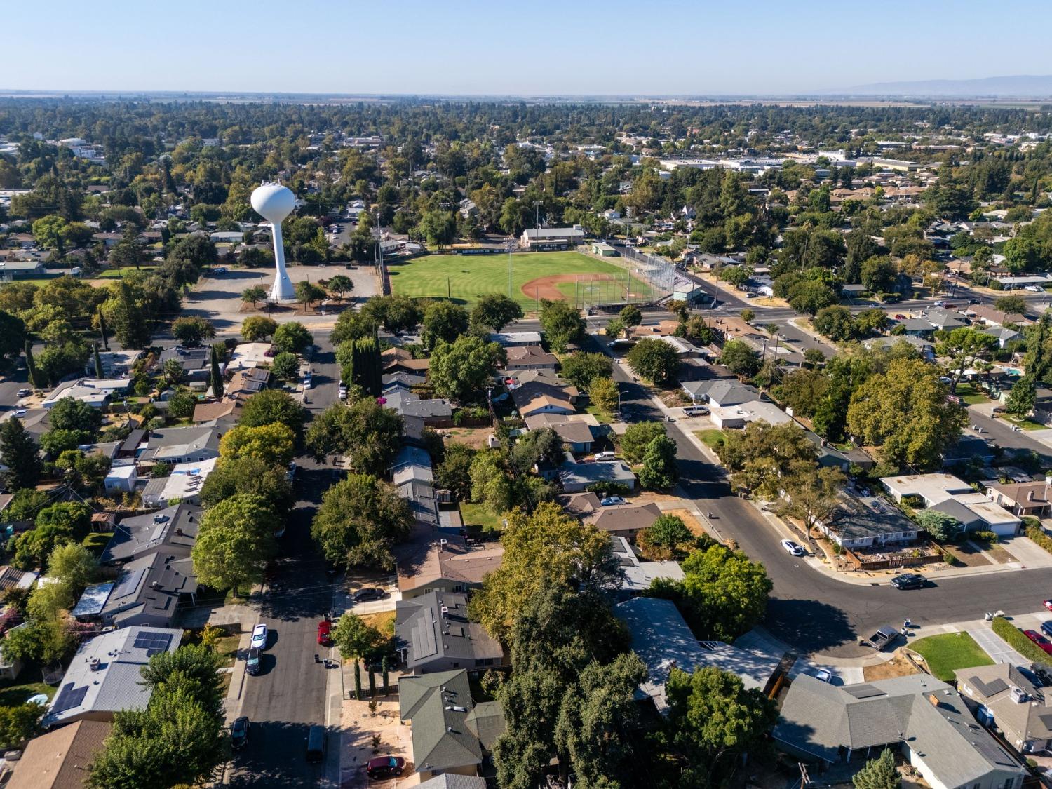 N Mckinley Avenue, Woodland, California image 7