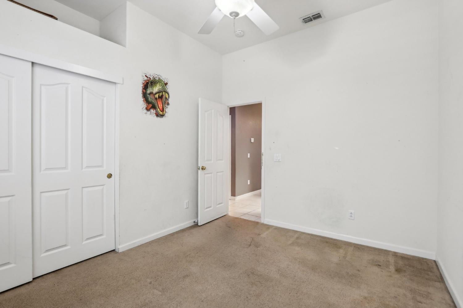 Detail Gallery Image 32 of 38 For 560 Eastbrook Cir, Sacramento,  CA 95835 - 3 Beds | 2 Baths