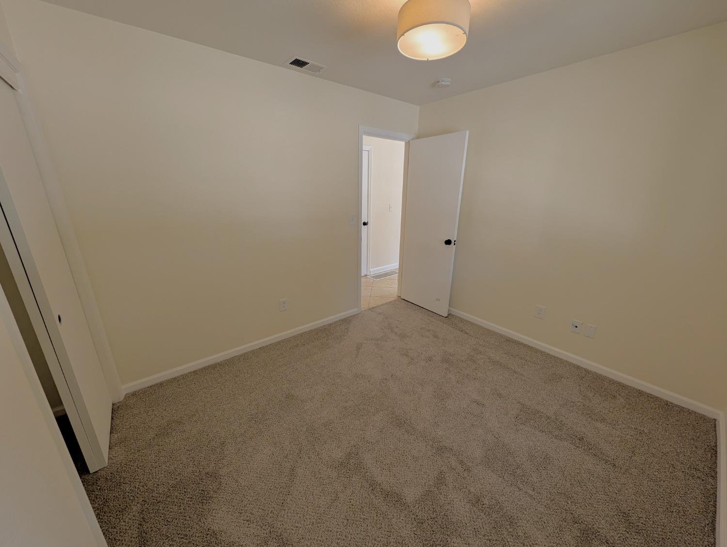 Detail Gallery Image 11 of 34 For 1485 Locust Dr, Tracy,  CA 95376 - 3 Beds | 2 Baths