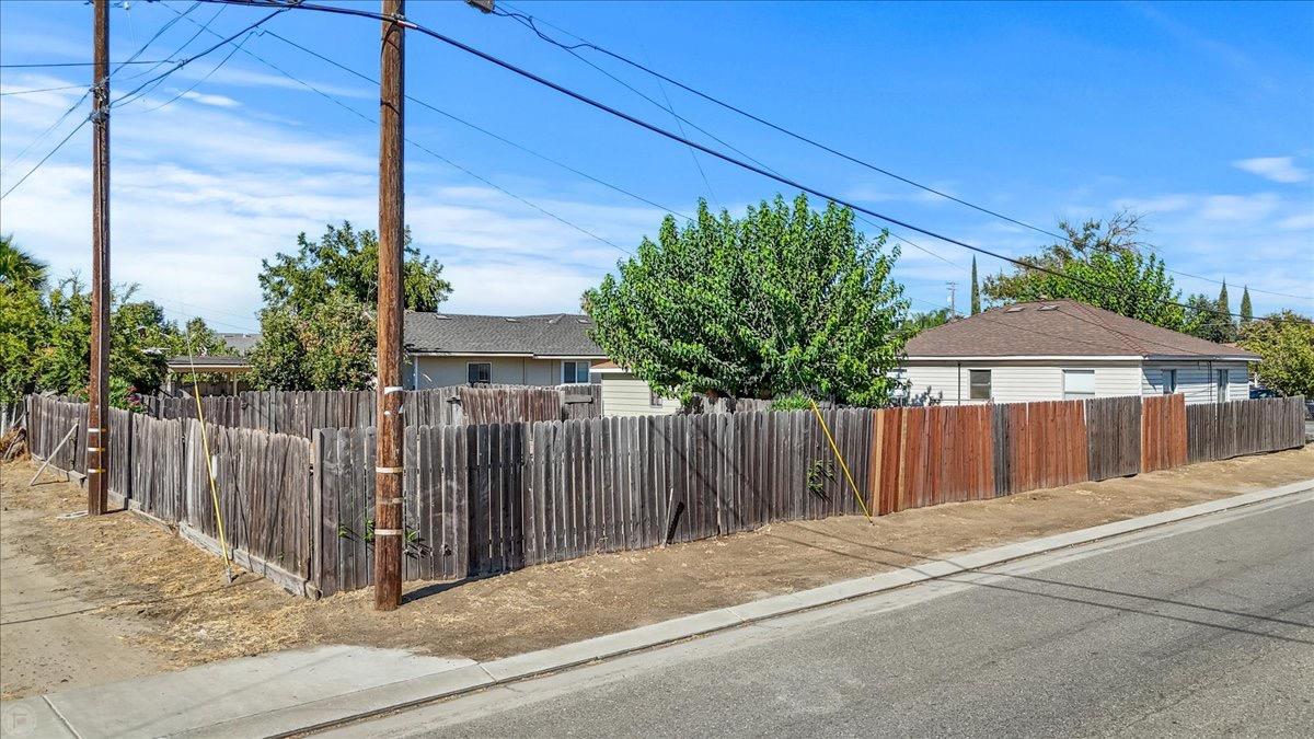 Detail Gallery Image 34 of 36 For 5241 Clark St, Keyes,  CA 95328 - 2 Beds | 1 Baths