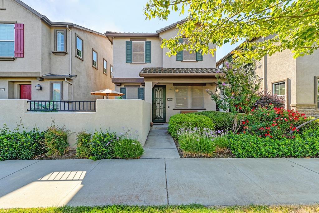 Detail Gallery Image 1 of 1 For 2993 Market St, Roseville,  CA 95747 - 3 Beds | 2/1 Baths