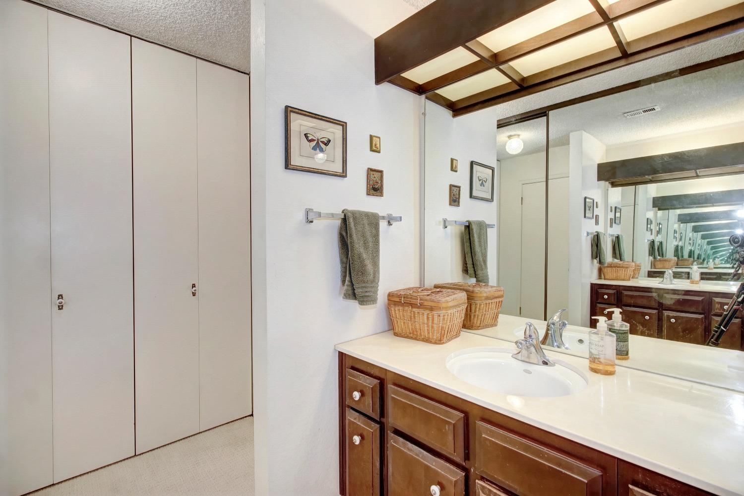 Detail Gallery Image 21 of 45 For 9 Colby Ct, Sacramento,  CA 95825 - 3 Beds | 2/1 Baths