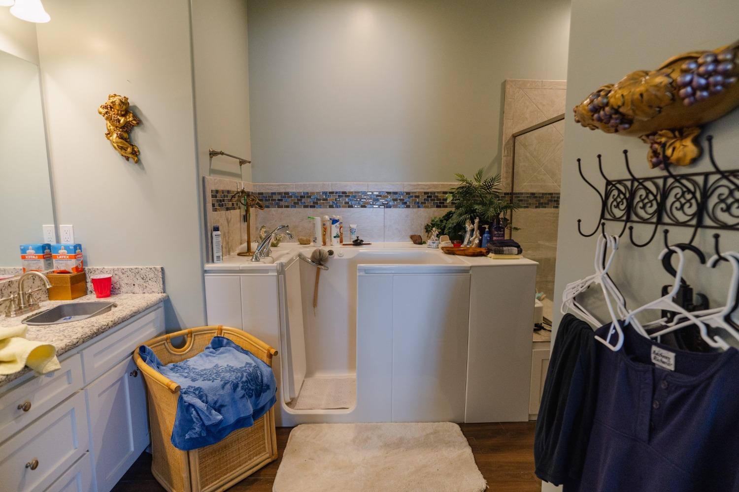 Detail Gallery Image 52 of 66 For 3217 Heather Glen Ln, Atwater,  CA 95301 - 5 Beds | 3/1 Baths