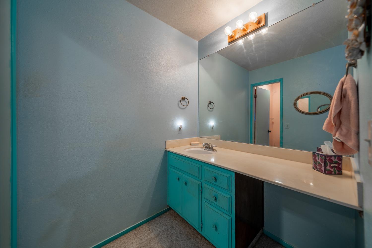 Detail Gallery Image 23 of 41 For 2721 Clear Creek Ct, Stockton,  CA 95207 - 3 Beds | 2 Baths