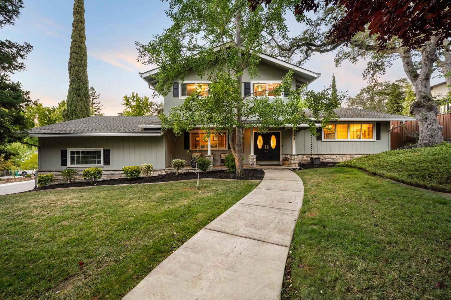 Detail Gallery Image 1 of 1 For 2973 Stanford Ln, El Dorado Hills,  CA 95762 - 5 Beds | 2/1 Baths