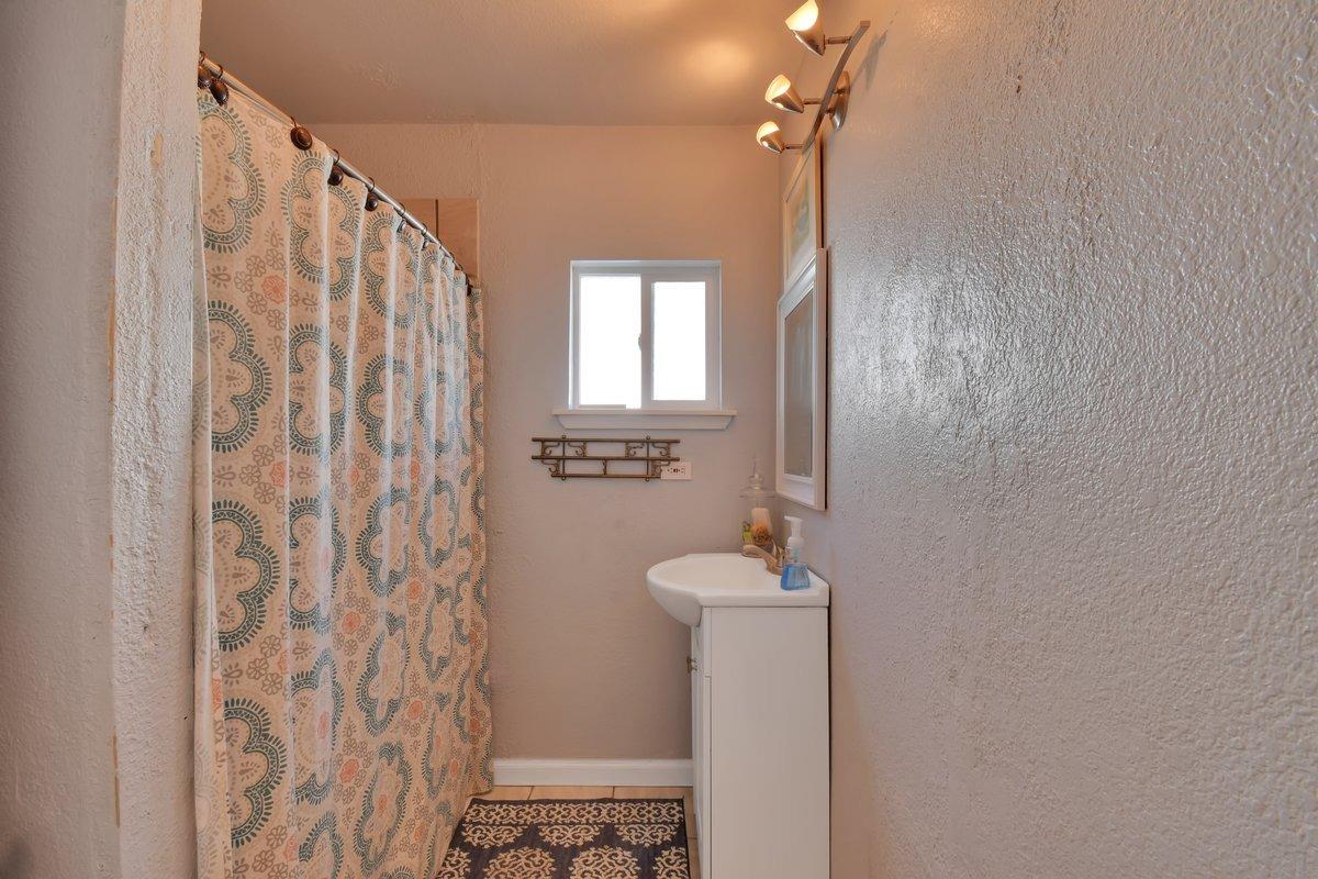 Detail Gallery Image 13 of 31 For 191 Hazel St, Gridley,  CA 95948 - 3 Beds | 2 Baths