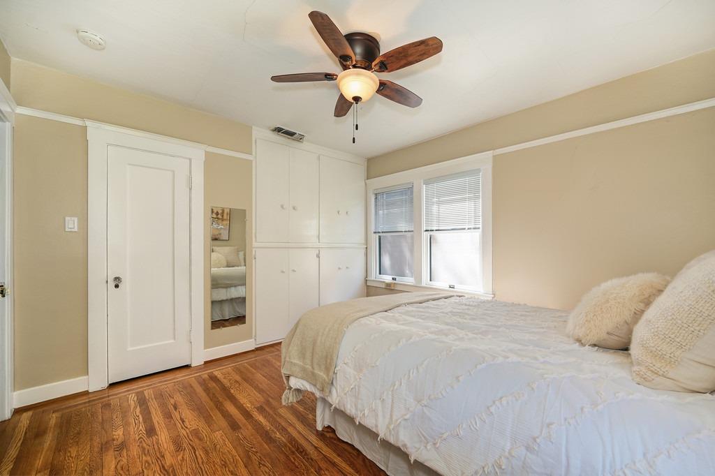 24Th Street, Sacramento, CA, 95818-3949