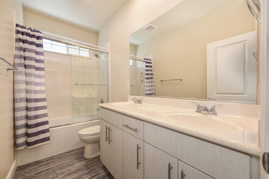 Detail Gallery Image 19 of 41 For 10789 Portico Circle, Rancho Cordova,  CA 95670 - 3 Beds | 2/1 Baths