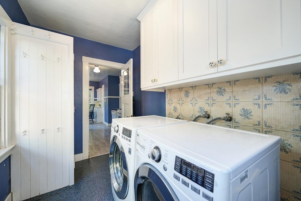 24Th Street, Sacramento, CA, 95818-3949