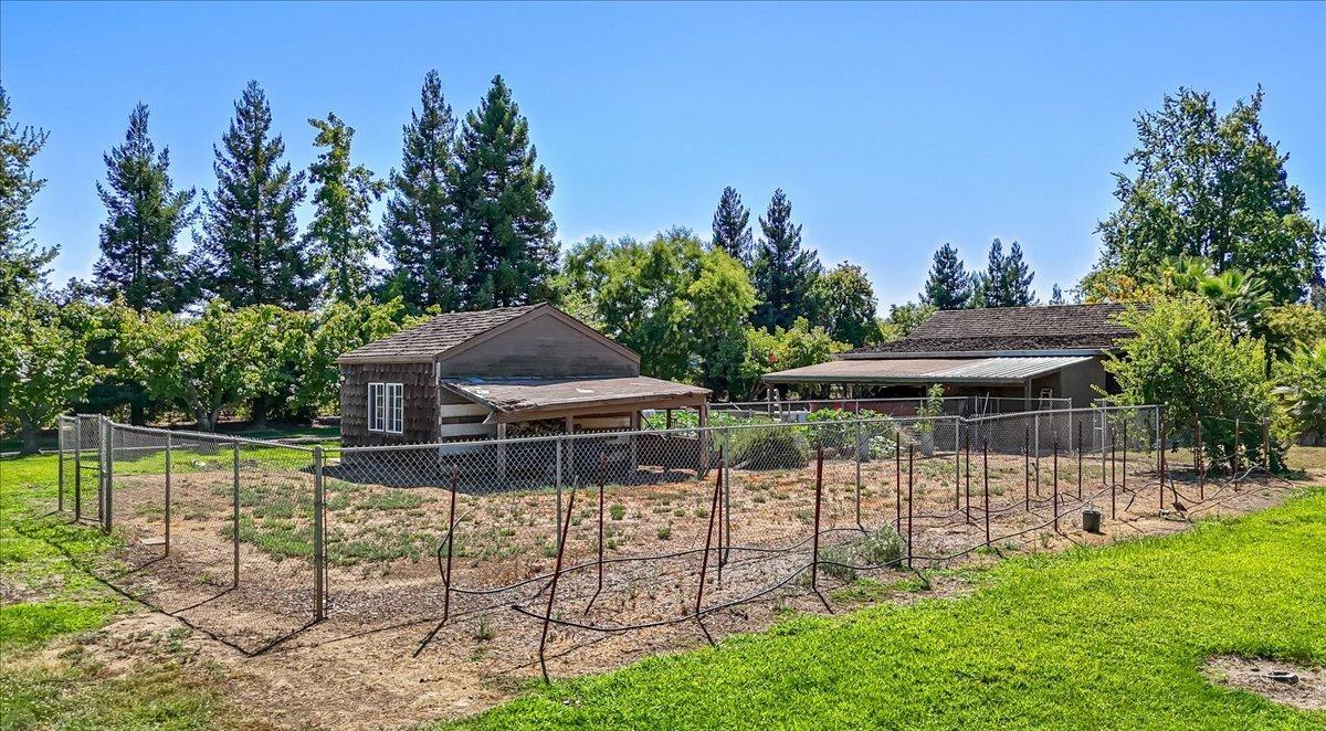 Detail Gallery Image 61 of 84 For 19144 Hidden Lakes Ln, Acampo,  CA 95220 - 4 Beds | 3/2 Baths