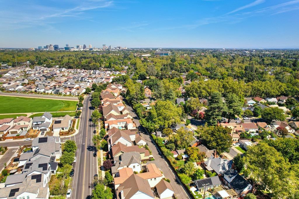 24Th Street, Sacramento, CA, 95818-3949
