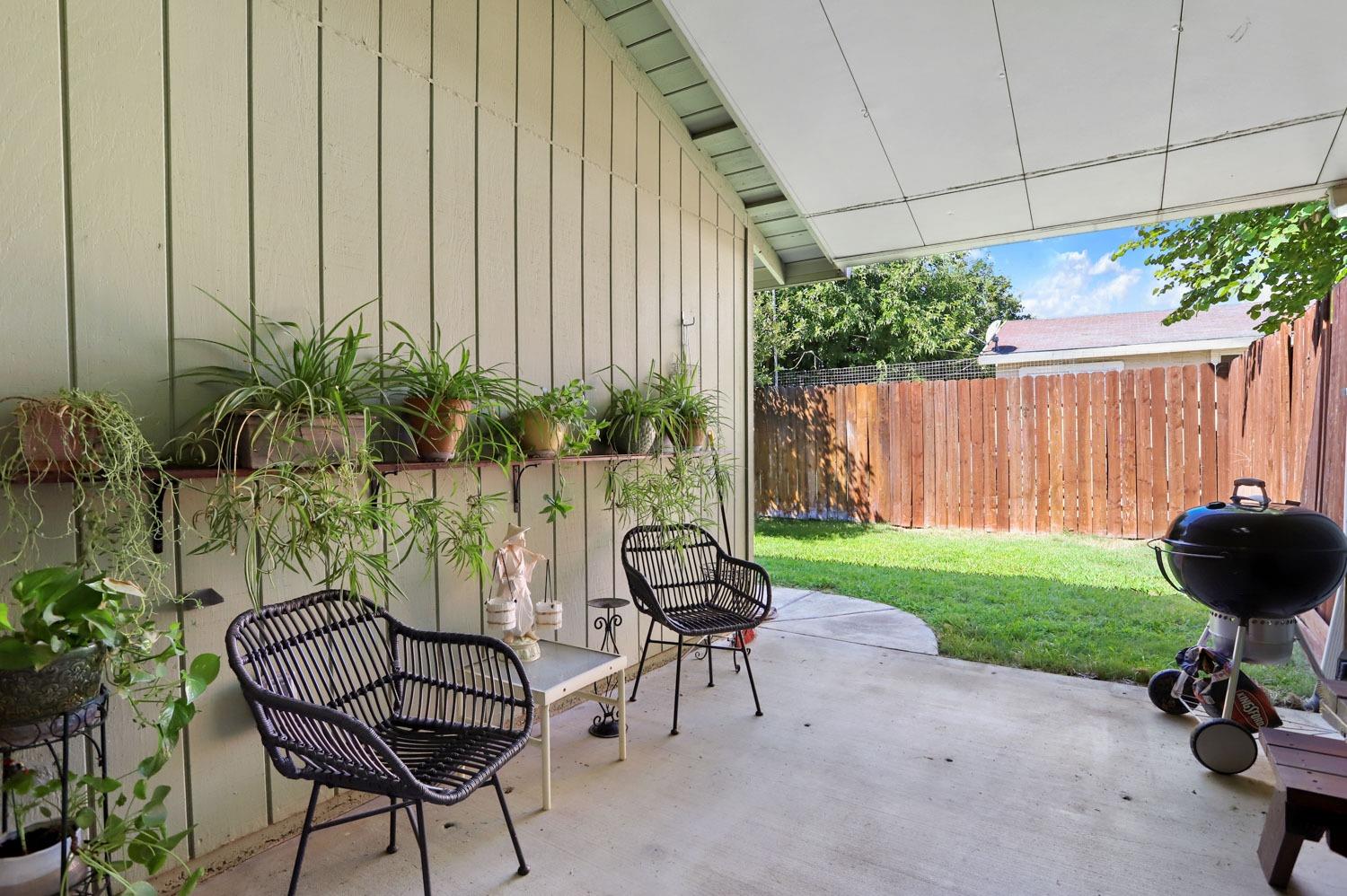 Detail Gallery Image 31 of 33 For 6141 Dry Creek Rd, Rio Linda,  CA 95673 - 3 Beds | 2 Baths