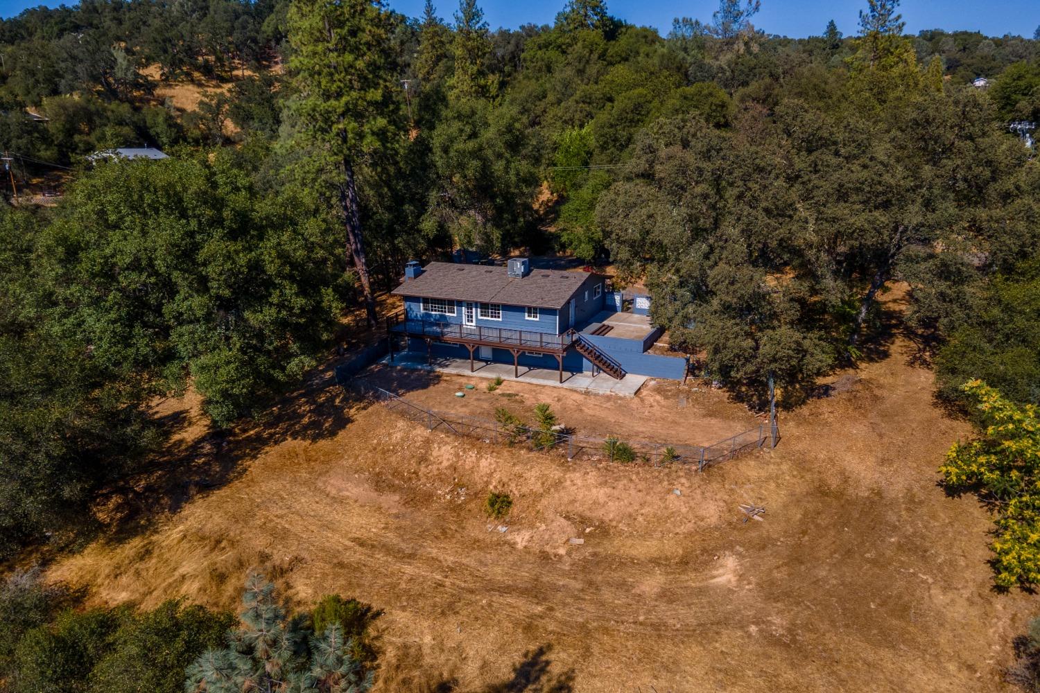 Detail Gallery Image 23 of 30 For 1012 Bridgeview Dr, Placerville,  CA 95667 - 3 Beds | 3 Baths