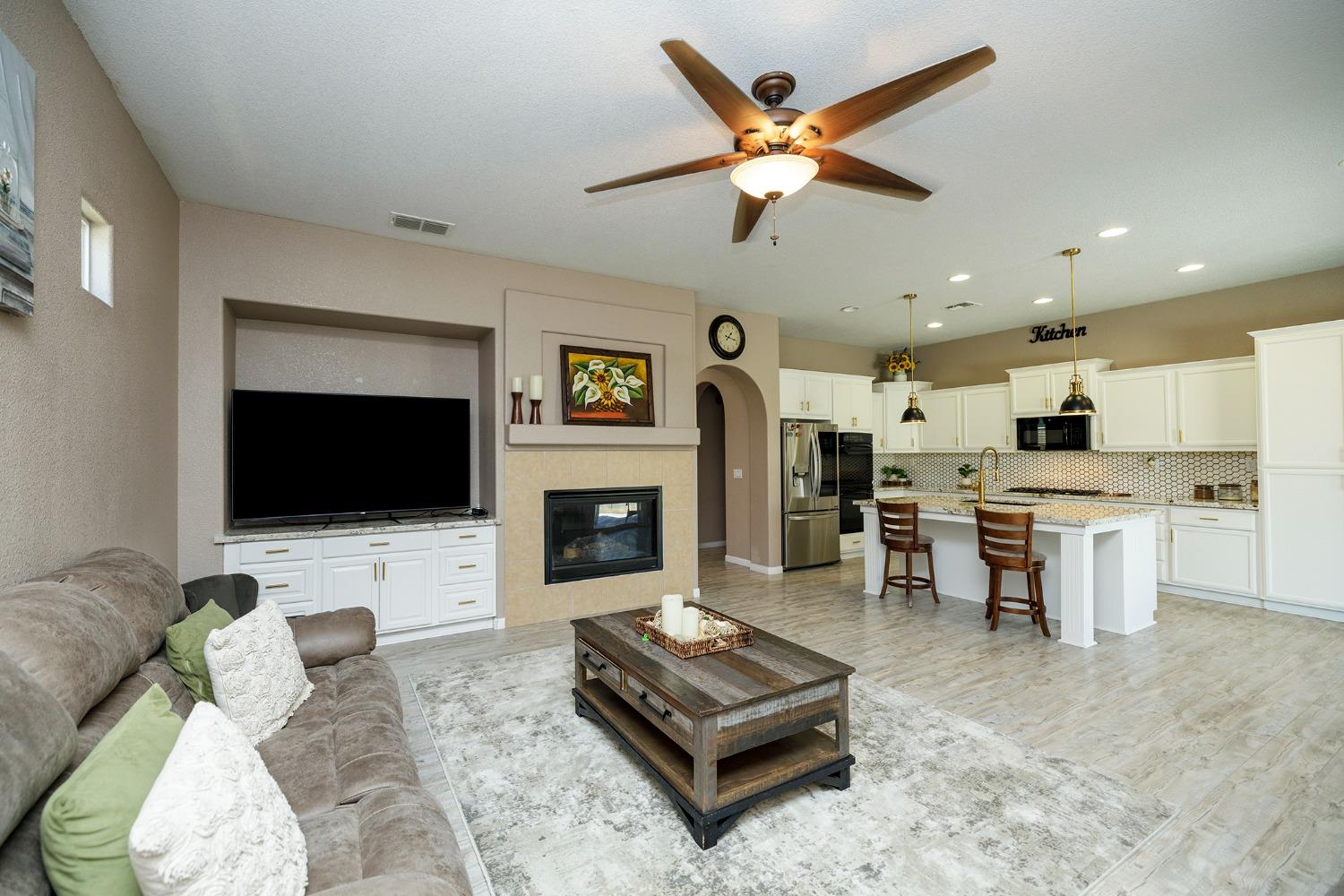 Detail Gallery Image 33 of 69 For 1495 Vasco, Manteca,  CA 95337 - 5 Beds | 2 Baths