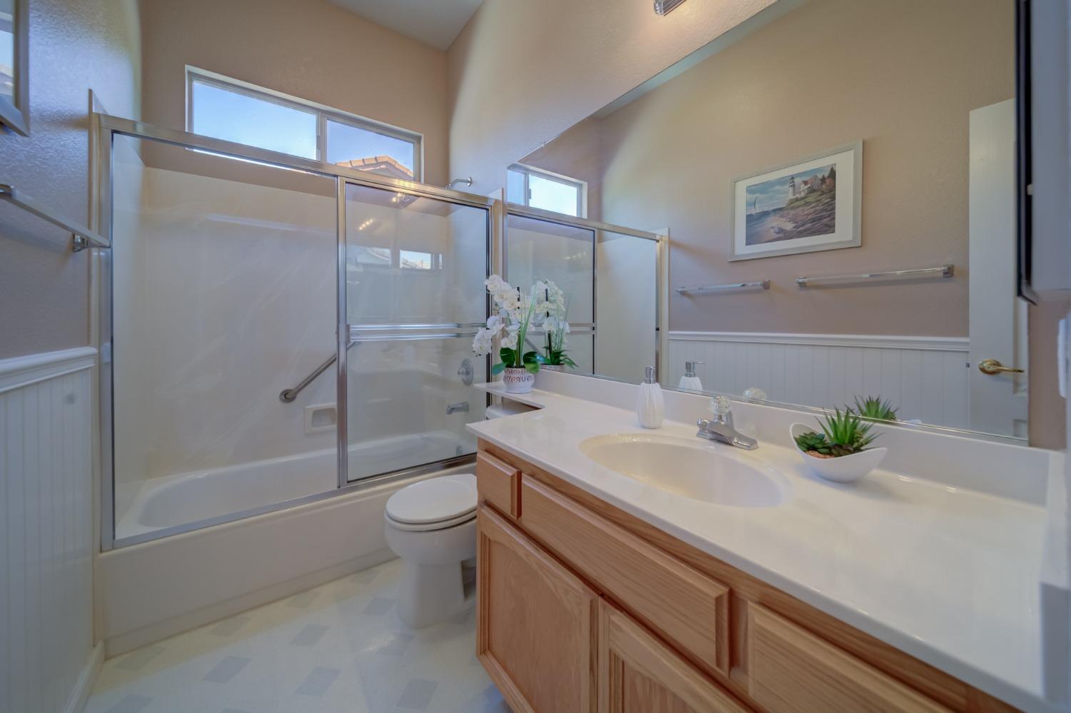 Hadnall Court, Roseville, California image 45