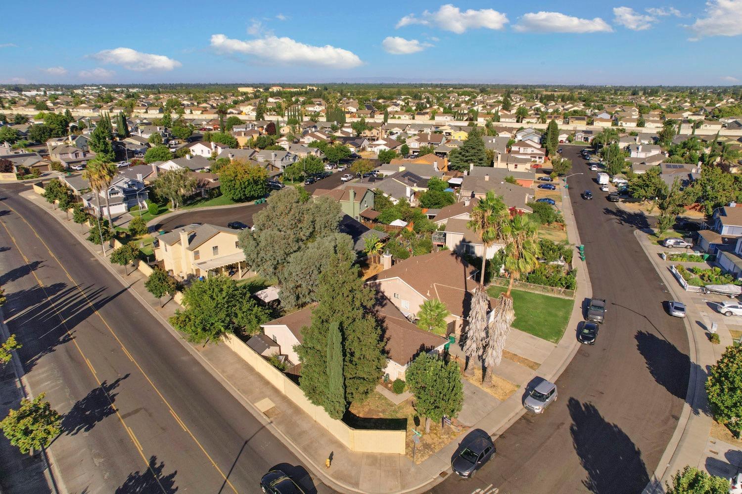 Detail Gallery Image 24 of 27 For 2305 Napoleon St, Stockton,  CA 95210 - 3 Beds | 2 Baths