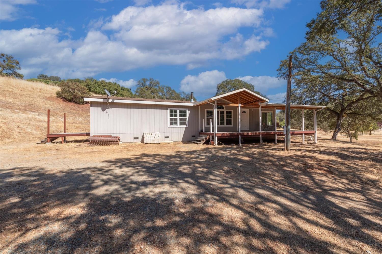 Detail Gallery Image 3 of 31 For 3791 Cothrin Ranch Rd, Shingle Springs,  CA 95682 - 2 Beds | 2 Baths