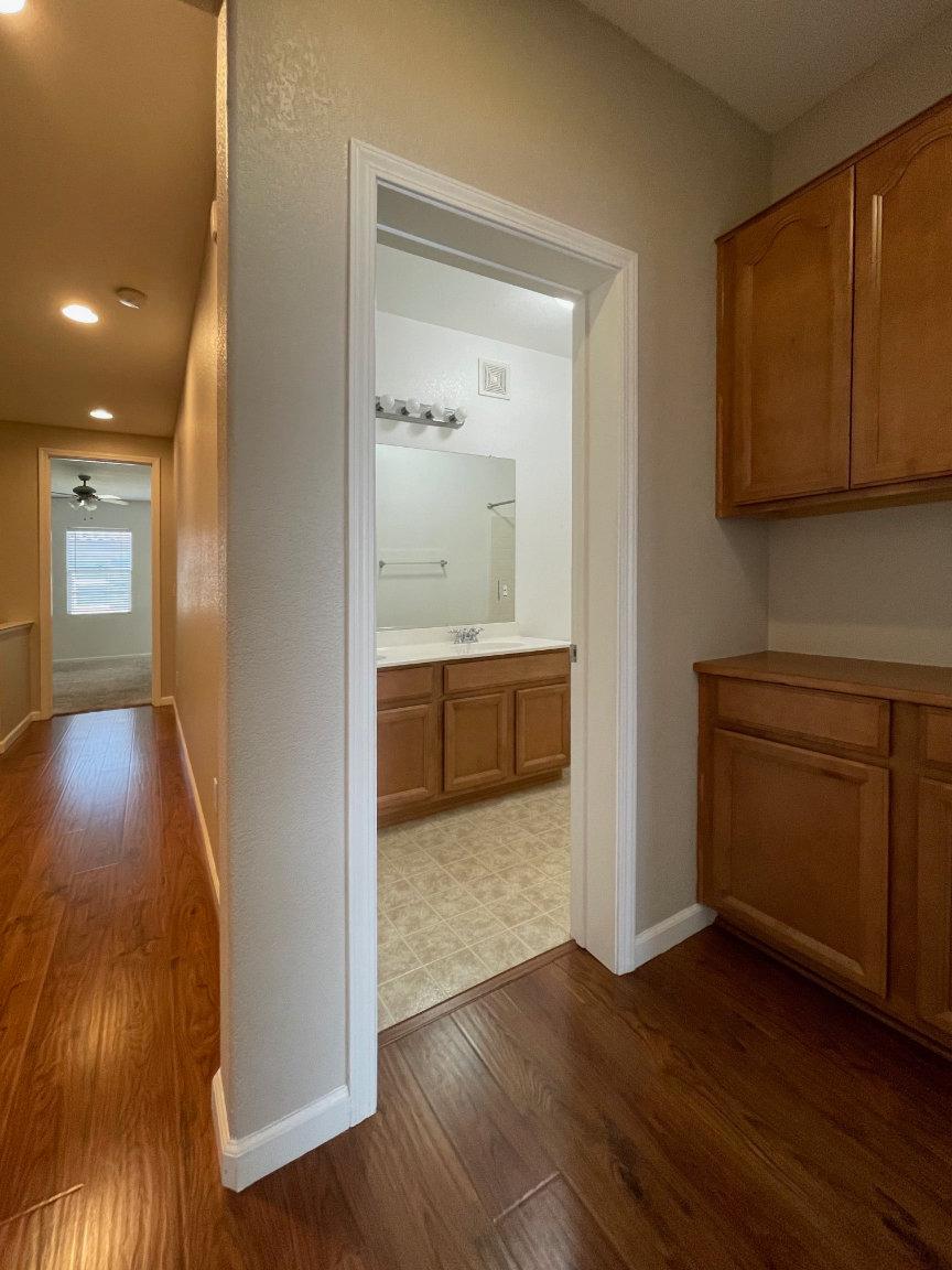 Detail Gallery Image 26 of 35 For 8426 Crystal Walk Cir, Elk Grove,  CA 95758 - 3 Beds | 2/1 Baths