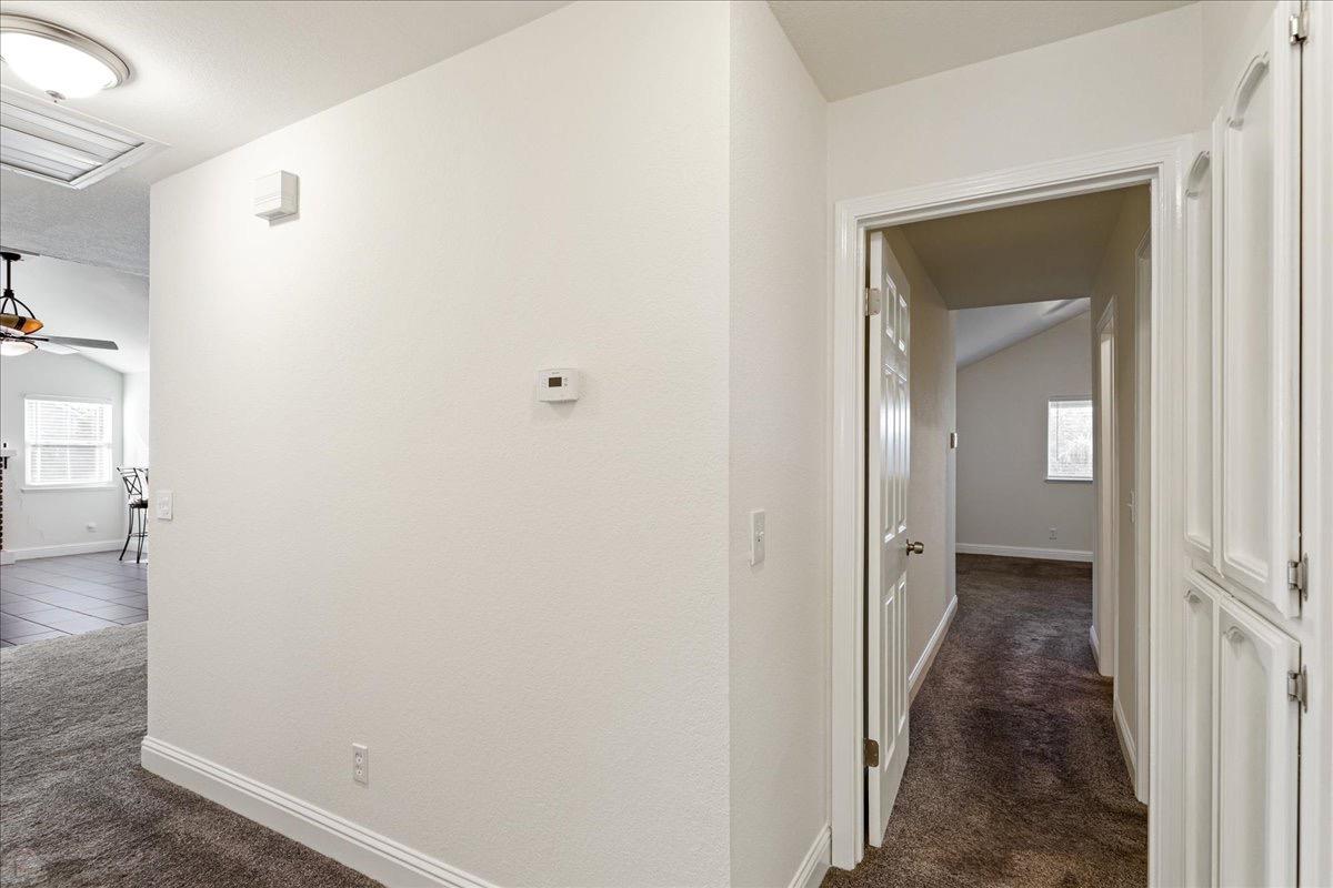 Detail Gallery Image 35 of 61 For 898 Rockford Way, Manteca,  CA 95336 - 4 Beds | 2 Baths