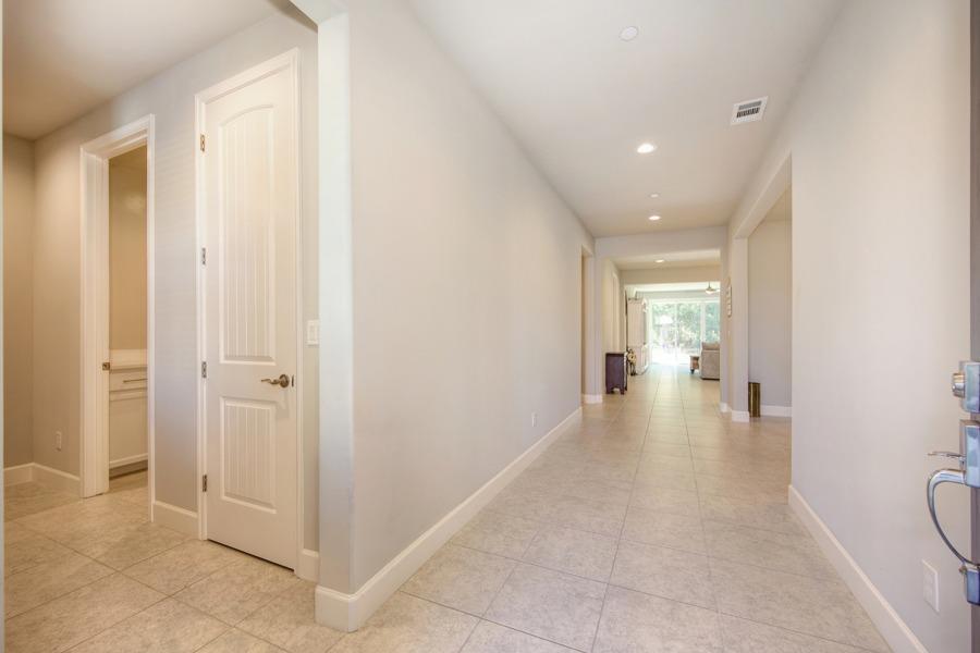 Detail Gallery Image 28 of 54 For 10065 Evening Star Dr, Roseville,  CA 95747 - 4 Beds | 3/1 Baths