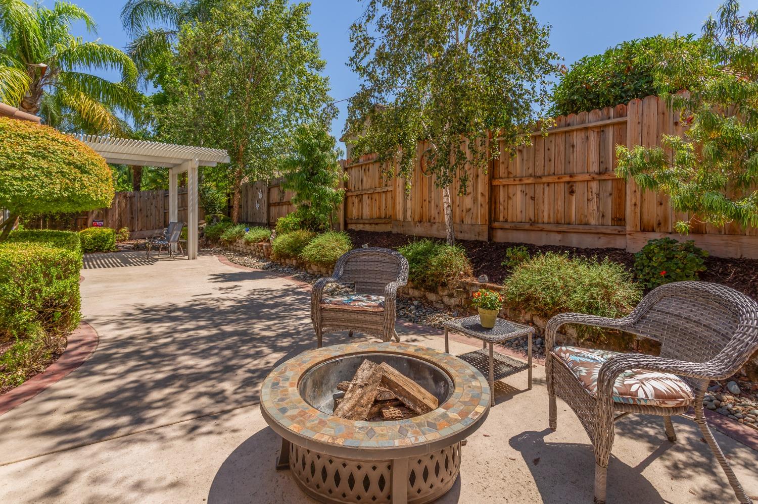 Hadnall Court, Roseville, California image 11