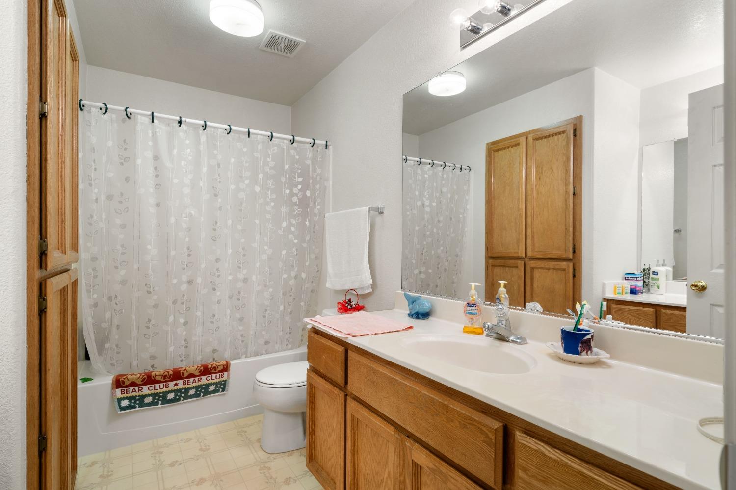 Detail Gallery Image 25 of 41 For 7973 Keith Winney Cir, Sacramento,  CA 95829 - 4 Beds | 2 Baths