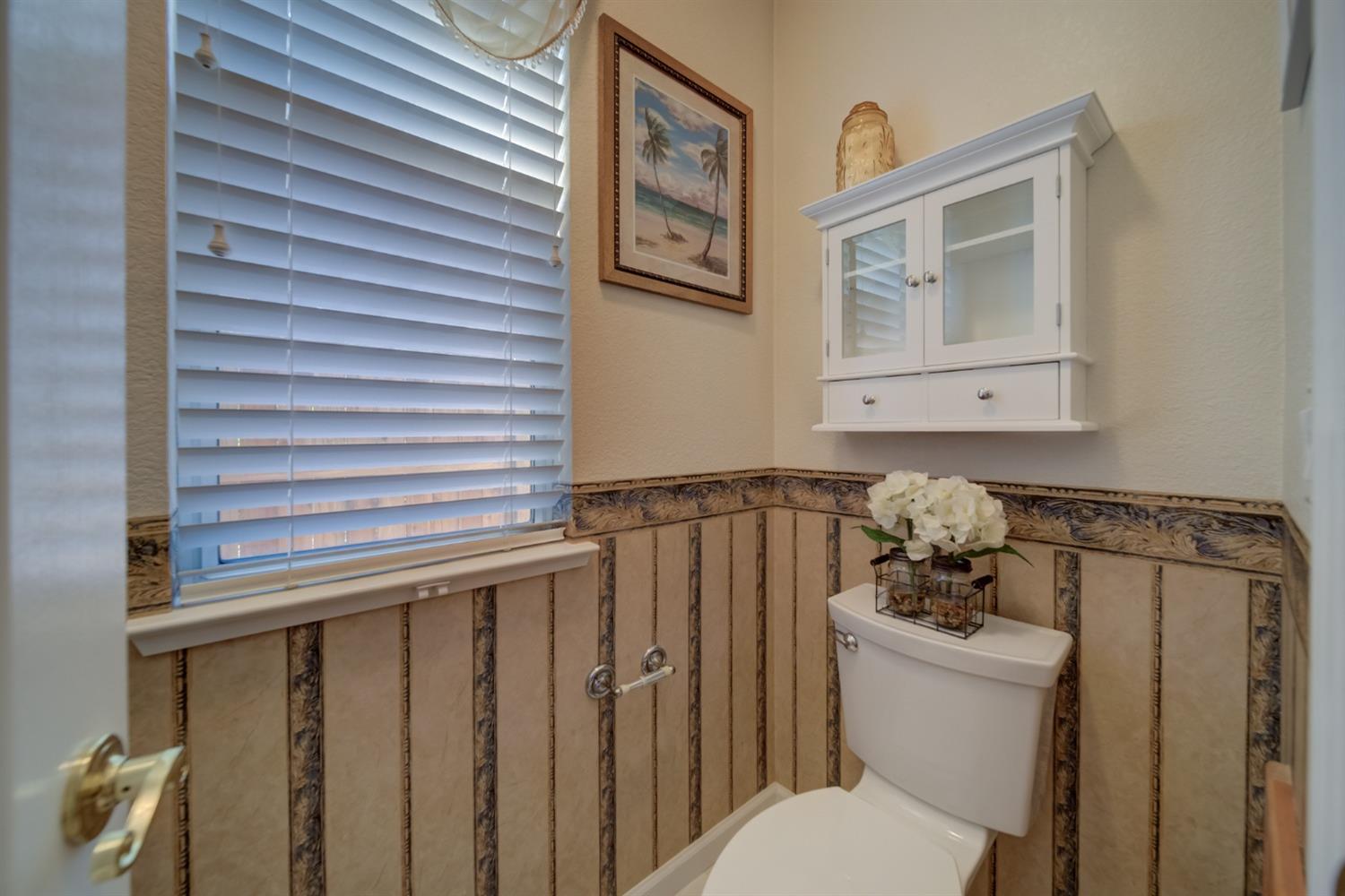 Hadnall Court, Roseville, California image 40