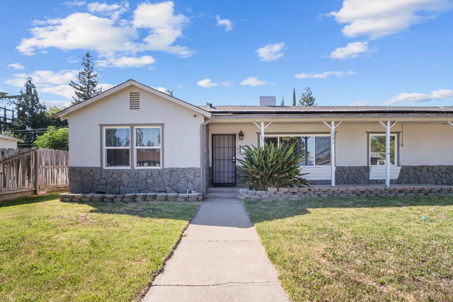 Detail Gallery Image 3 of 35 For 1795 Eucalyptus St, Atwater,  CA 95301 - 4 Beds | 3 Baths