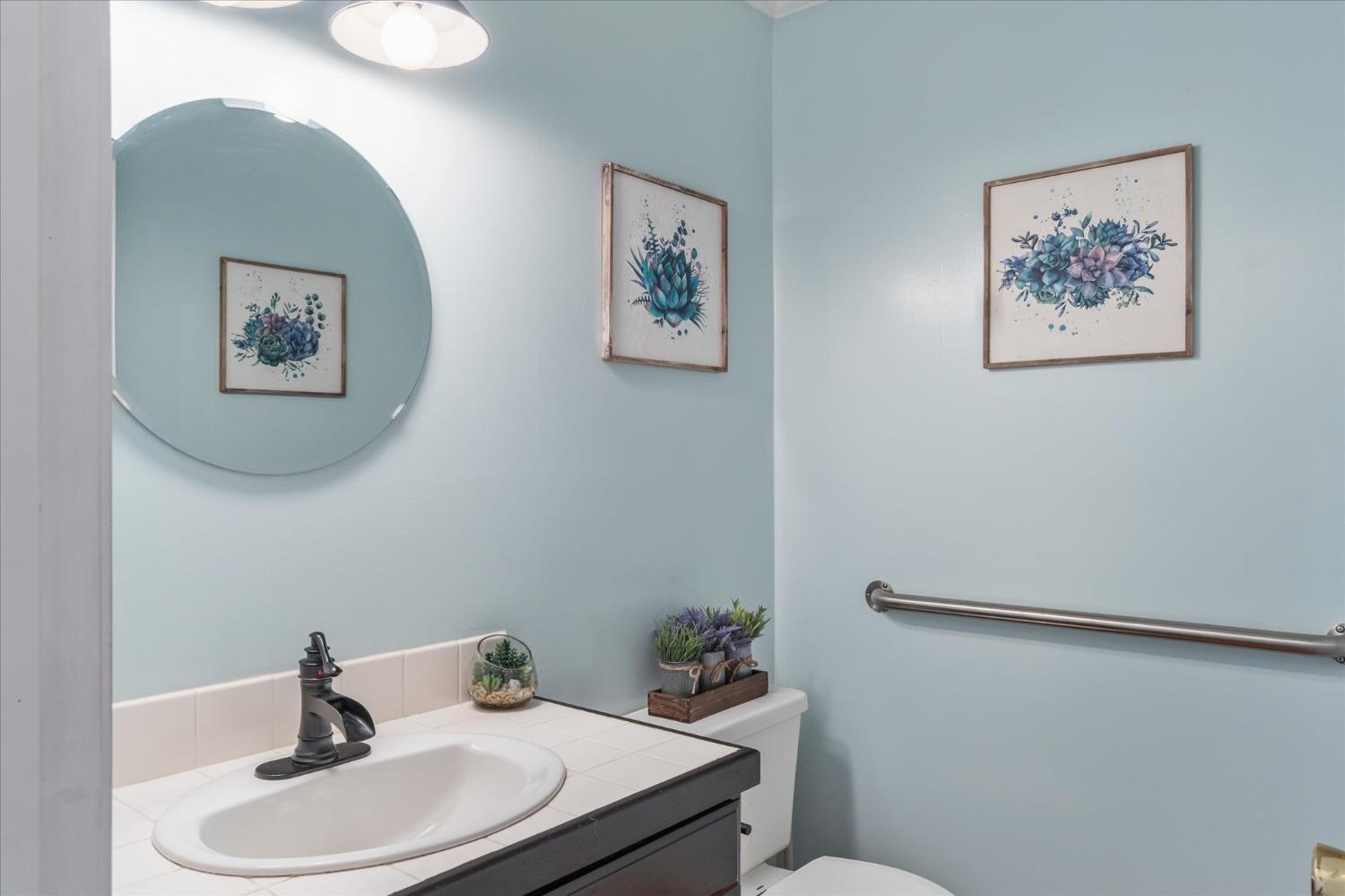 Detail Gallery Image 22 of 42 For 732 Dogwood, Murphys,  CA 95247 - 3 Beds | 2/1 Baths