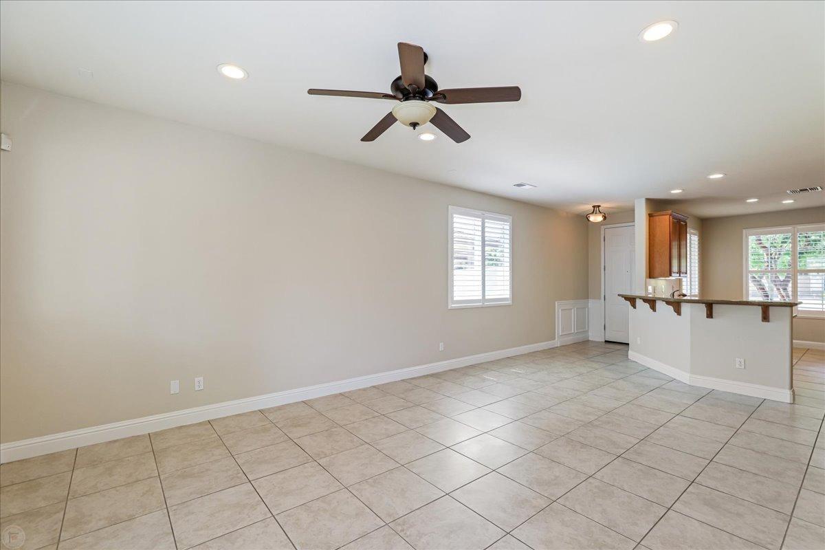 Detail Gallery Image 19 of 75 For 2384 Shadow Berry Dr, Manteca,  CA 95336 - 2 Beds | 2 Baths