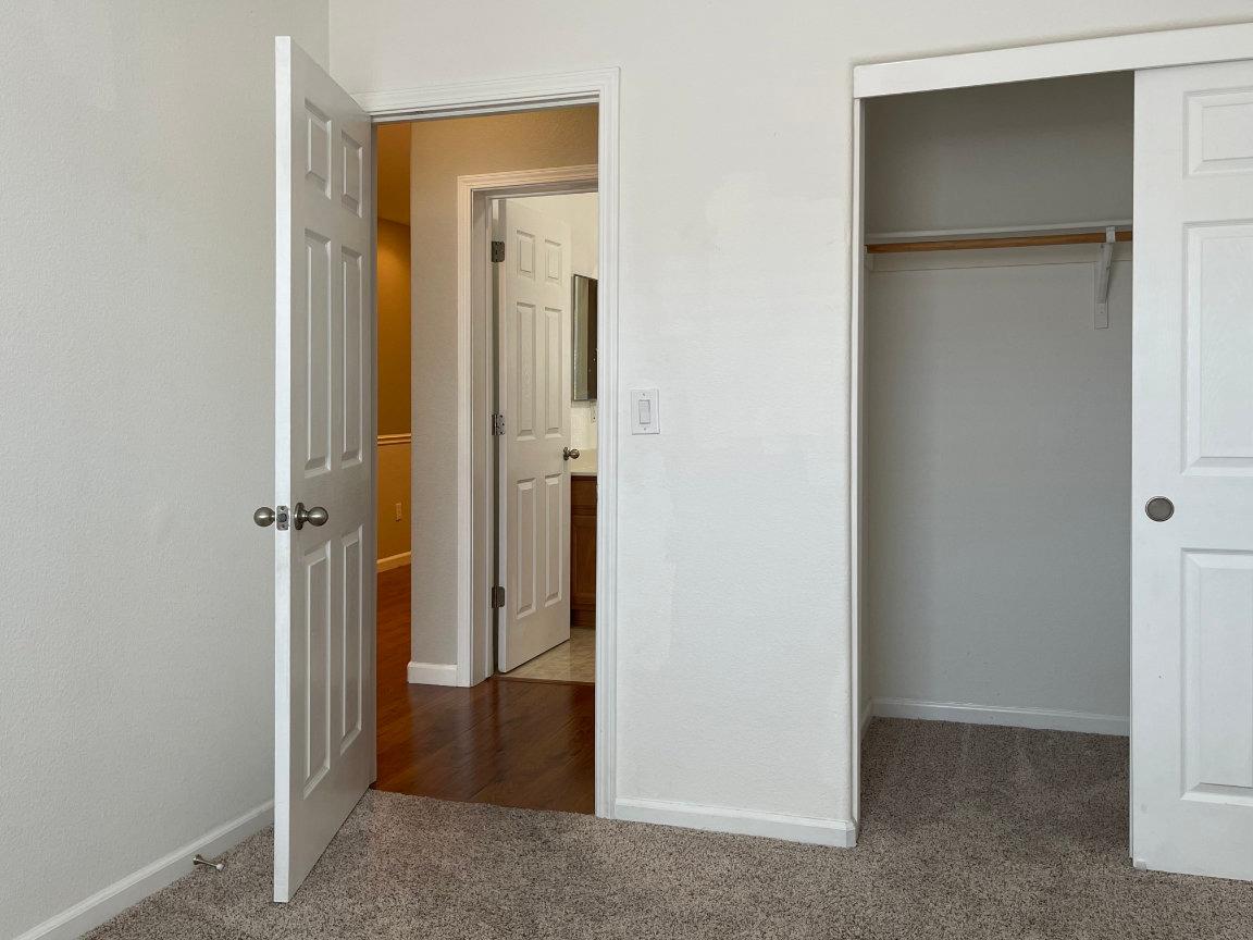 Detail Gallery Image 31 of 35 For 8426 Crystal Walk Cir, Elk Grove,  CA 95758 - 3 Beds | 2/1 Baths