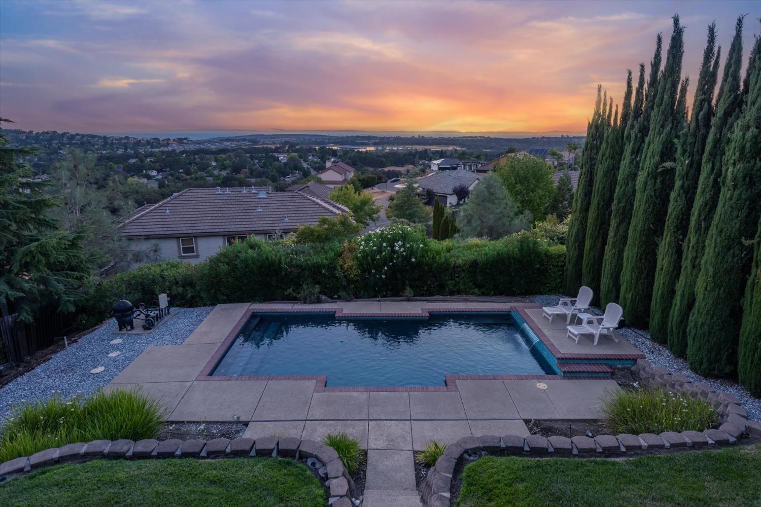 Detail Gallery Image 13 of 54 For 3074 Woodleigh Ln, Cameron Park,  CA 95682 - 3 Beds | 3 Baths