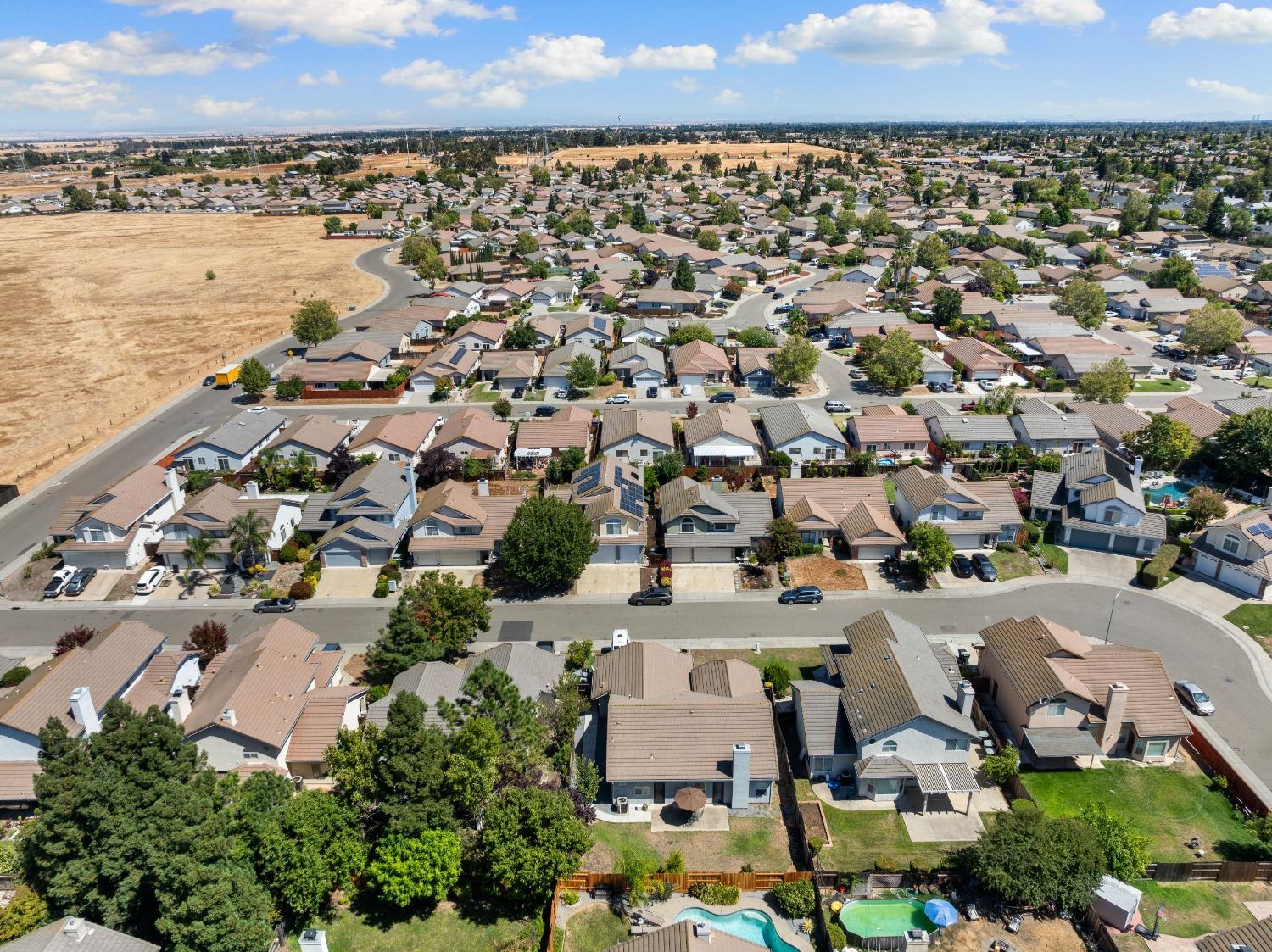 Detail Gallery Image 40 of 41 For 7973 Keith Winney Cir, Sacramento,  CA 95829 - 4 Beds | 2 Baths