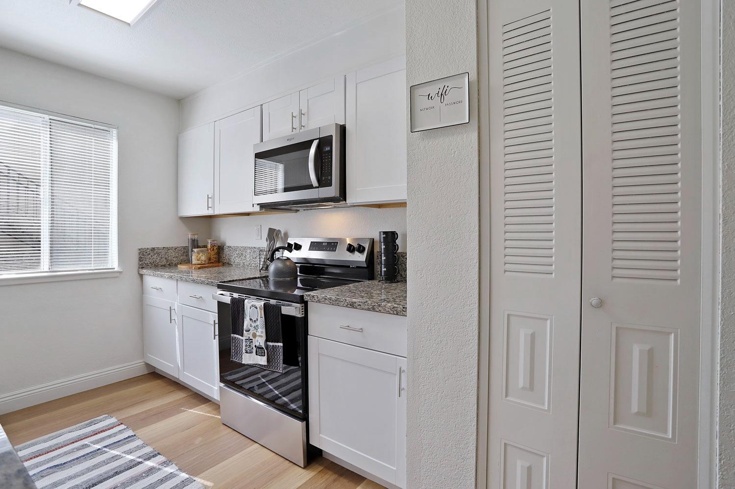 Detail Gallery Image 6 of 31 For 3591 Quail Lakes Dr #173,  Stockton,  CA 95207 - 3 Beds | 2 Baths