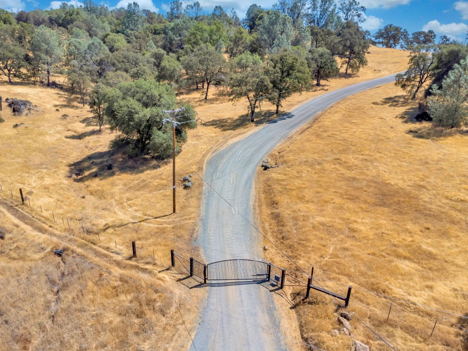 Detail Gallery Image 25 of 27 For 23443 Corino Way, Grass Valley,  CA 95949 - – Beds | – Baths