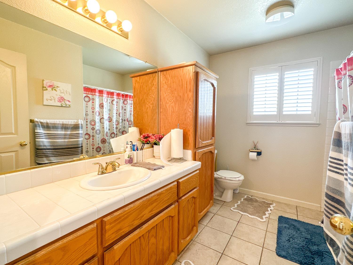 Detail Gallery Image 15 of 23 For 3157 Wagner Heights Rd, Stockton,  CA 95209 - 3 Beds | 2 Baths