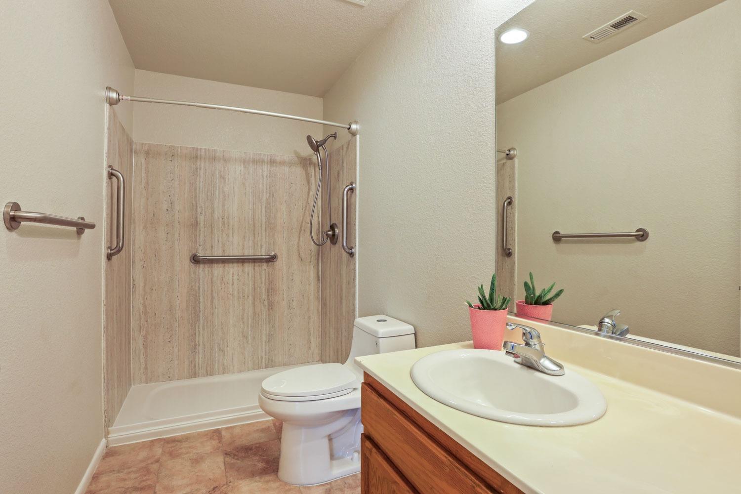 Detail Gallery Image 20 of 27 For 2718 Keyser Dr, Stockton,  CA 95212 - 3 Beds | 2 Baths