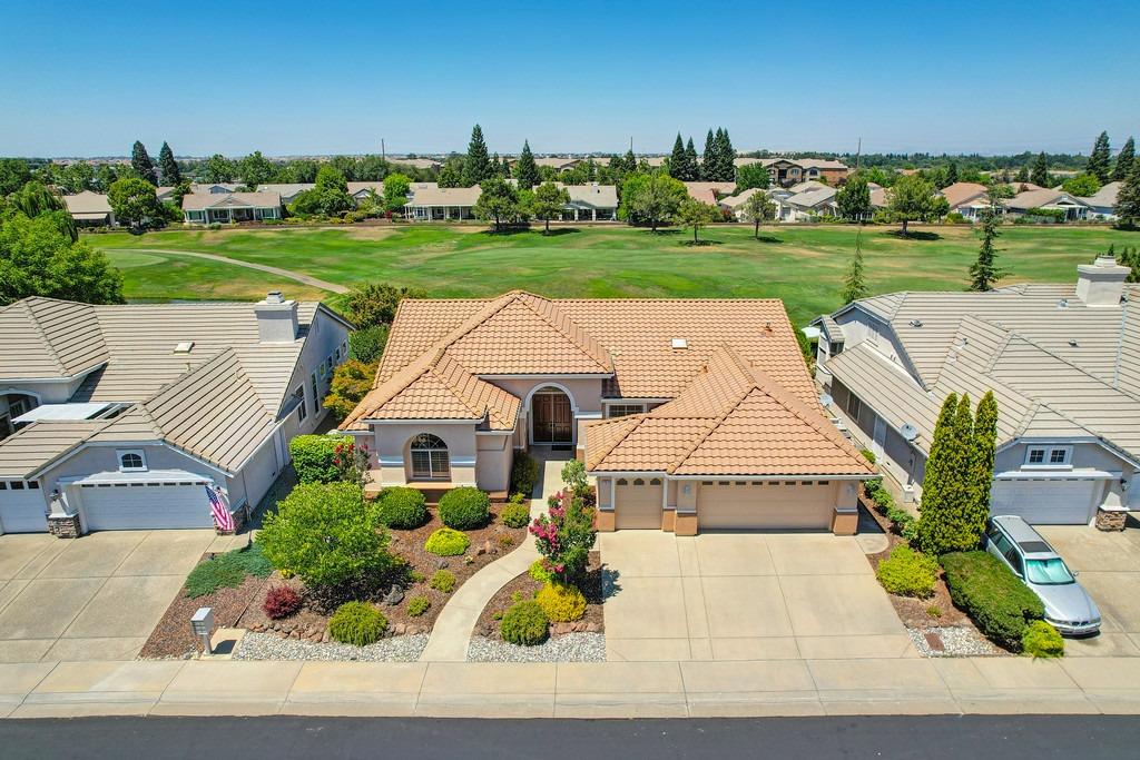 Detail Gallery Image 1 of 1 For 7673 Rosestone Ln, Roseville,  CA 95747 - 3 Beds | 3 Baths