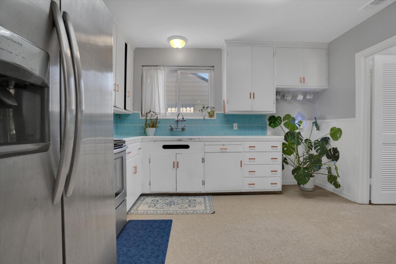 Detail Gallery Image 11 of 23 For 1536 Middlefield Ave, Stockton,  CA 95204 - 2 Beds | 1 Baths