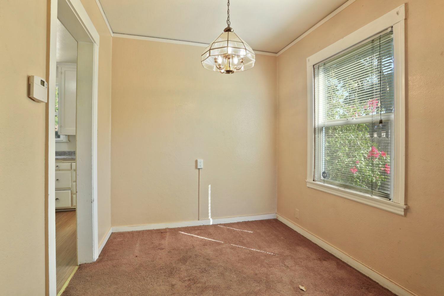 Detail Gallery Image 11 of 27 For 123 E Mendocino Ave, Stockton,  CA 95204 - 2 Beds | 1 Baths