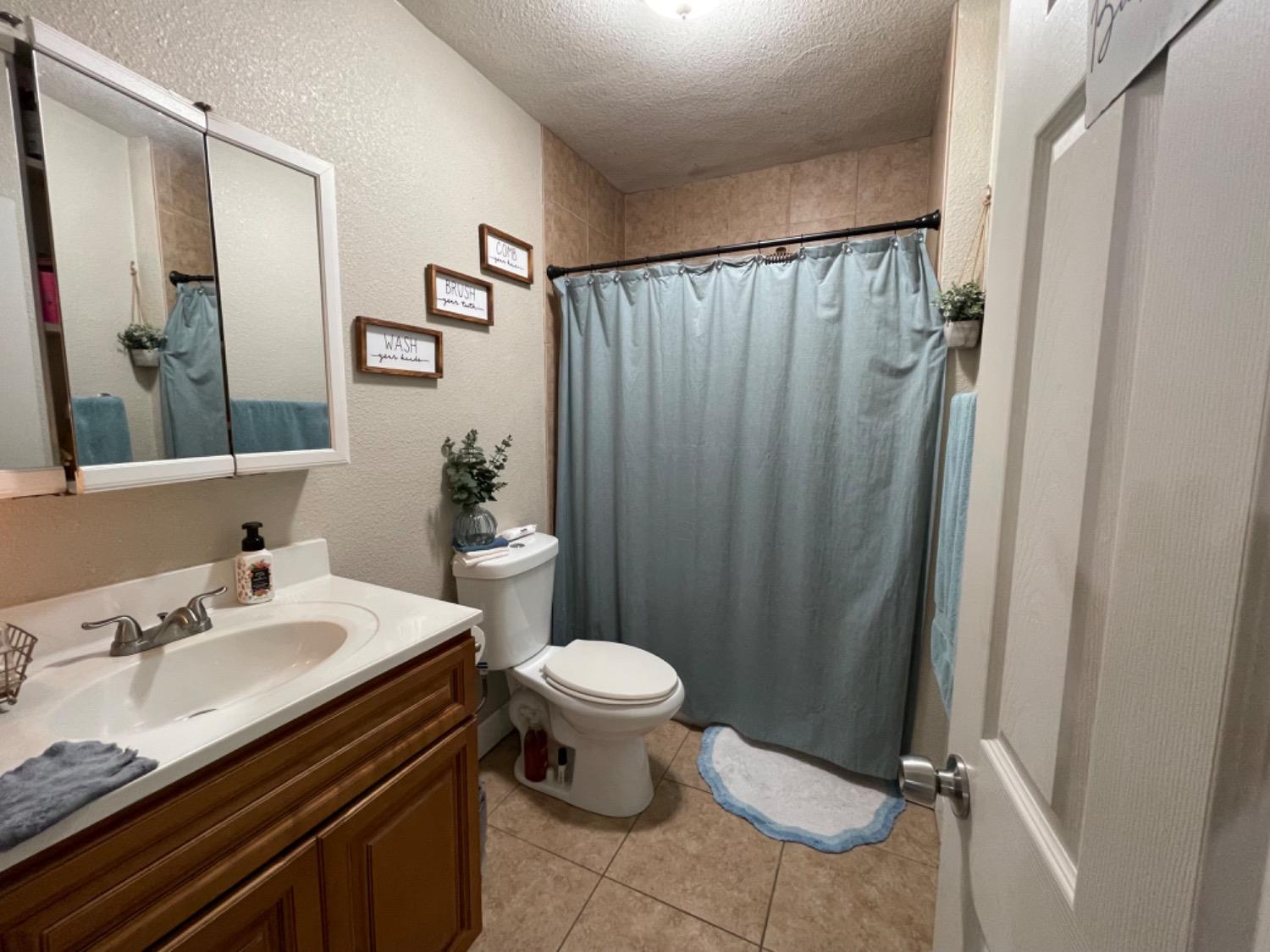 Detail Gallery Image 19 of 33 For 133 S Oro Ave, Stockton,  CA 95215 - 2 Beds | 1 Baths