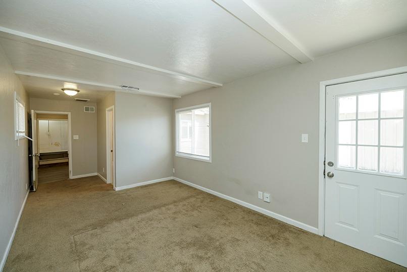 Detail Gallery Image 22 of 44 For 2176 E Lindsay St, Stockton,  CA 95205 - 3 Beds | 2 Baths