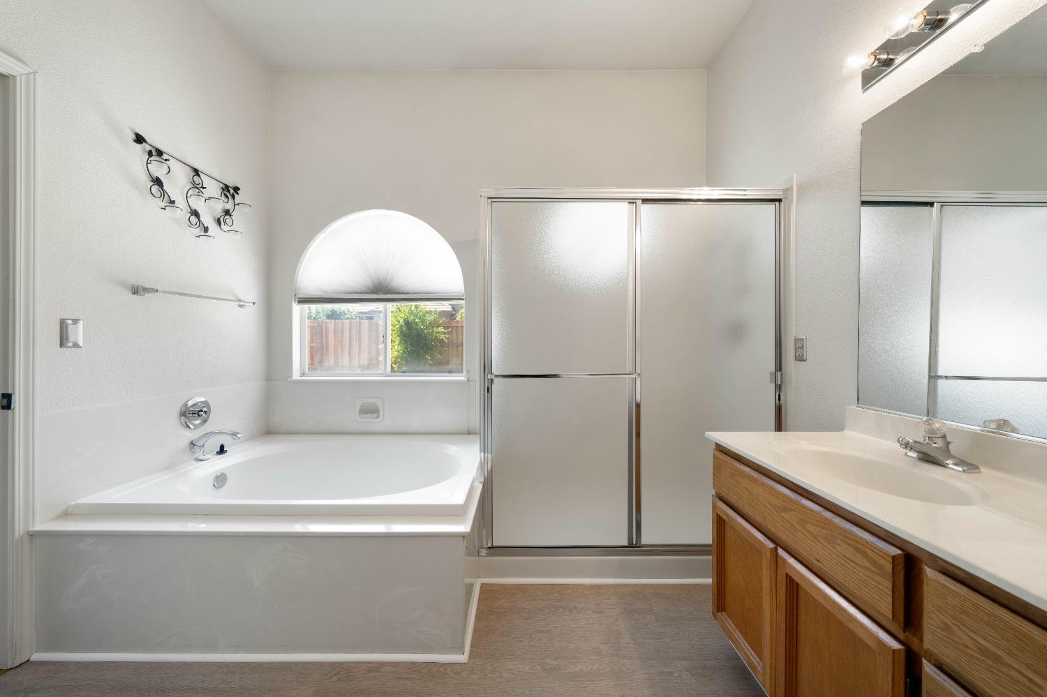 Detail Gallery Image 31 of 41 For 7973 Keith Winney Cir, Sacramento,  CA 95829 - 4 Beds | 2 Baths