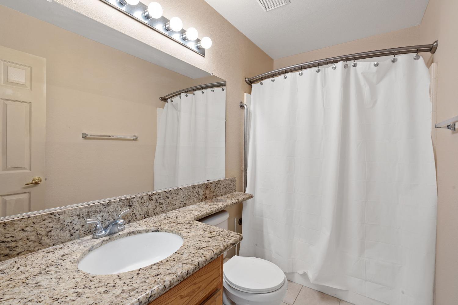 Detail Gallery Image 18 of 24 For 4391 Batt Dr, Sacramento,  CA 95838 - 4 Beds | 2 Baths