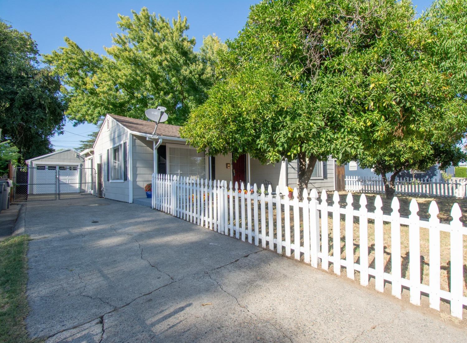 Detail Gallery Image 6 of 50 For 14 13th St, West Sacramento,  CA 95691 - 3 Beds | 1 Baths