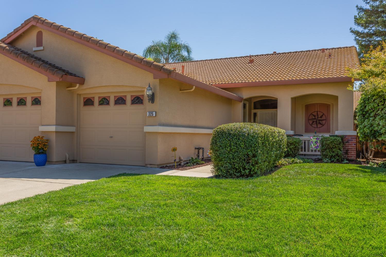 Hadnall Court, Roseville, California image 4